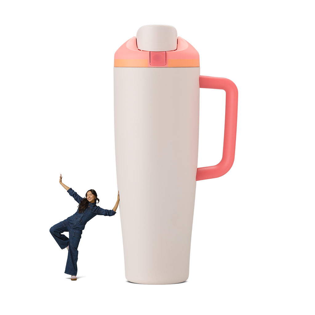 FreeSip® Tumbler Water Bottle FE8G3C31