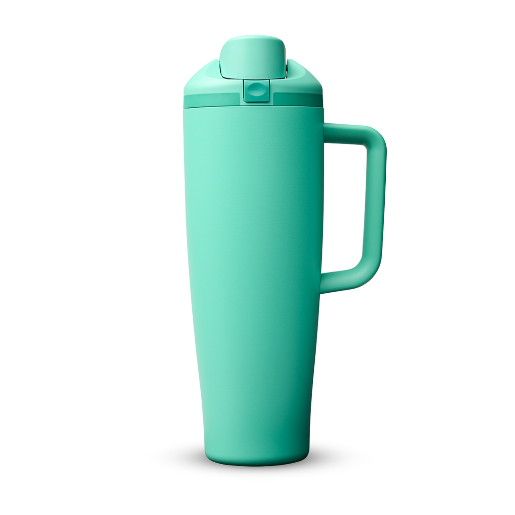 FreeSip® Tumbler Water Bottle FE8G3C31